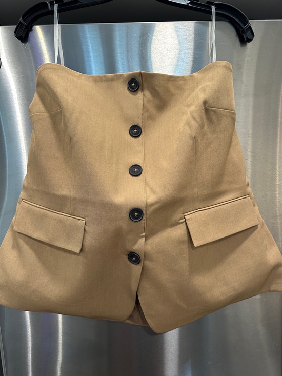 Kenneth Cole Tops - Kenneth Cole Tan Jacket with Branded Interior